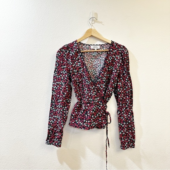 & Other Stories Tops - & Other Stories Red Strawberry Floral Printed Long Sleeve Wrap Blouse‎ Size 0
